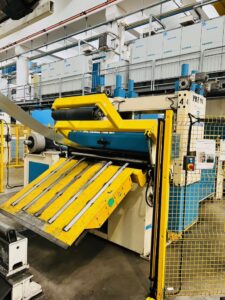 Progressive press line Schuler T600 - 600 ton (ID: 76401) - Dabrox.com