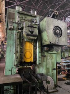 Knuckle joint press Barnaul KB8342 B — 1600 ton