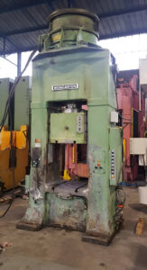 Screw press Weingarten PSS 200 — 400 ton