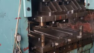 Trimming press Smeral LKT 250 - 250 ton (ID:75744) - Dabrox.com