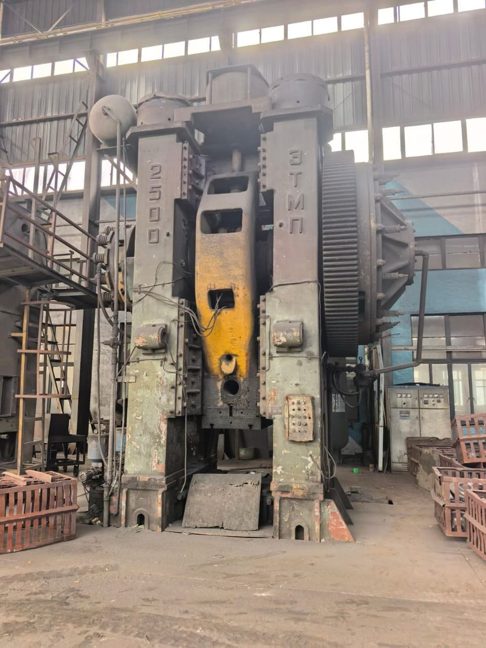 Hot forging press TMP Voronezh K8544 — 2500 ton