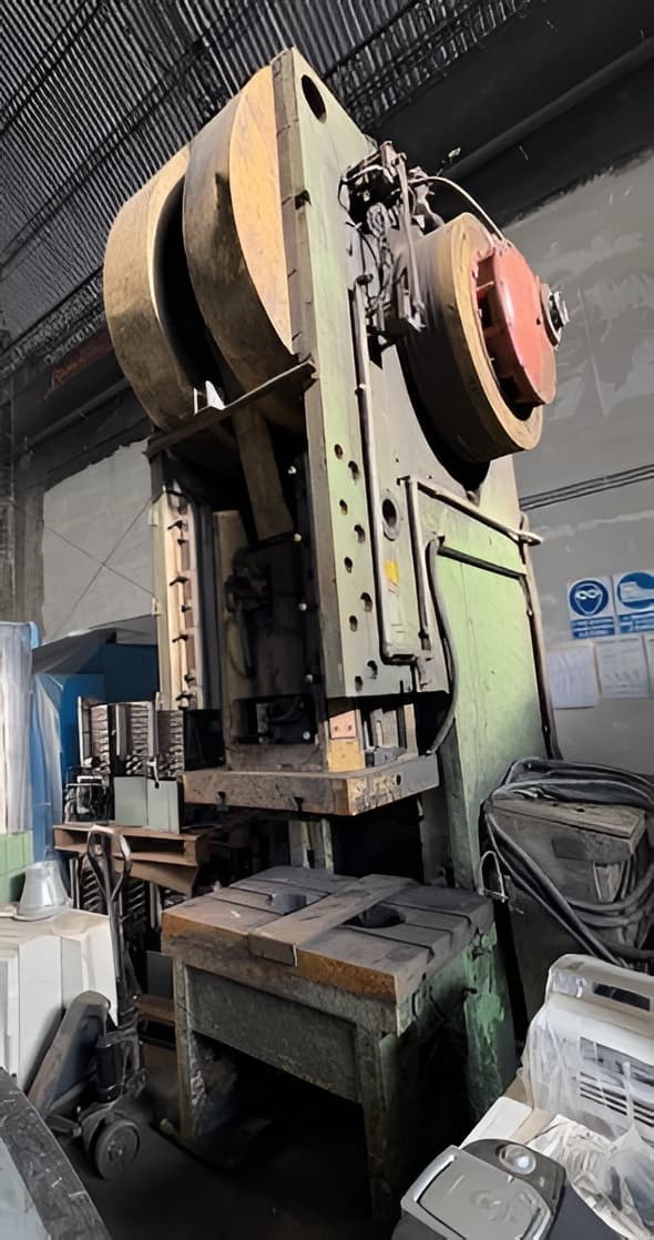 Mechanical press Stanko KM2134A — 250 ton