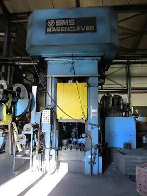 Friction screw press SMS Hasenclever SPK 800/820/355/1075 — 800 ton (Photo 1)