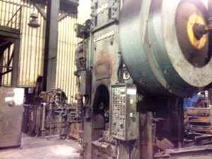 Hot forging press Komatsu CAH1000 - 1000 ton (ID:75366) - Dabrox.com