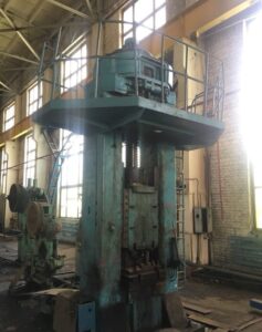 Screw press Kalinin F1734 — 250 ton