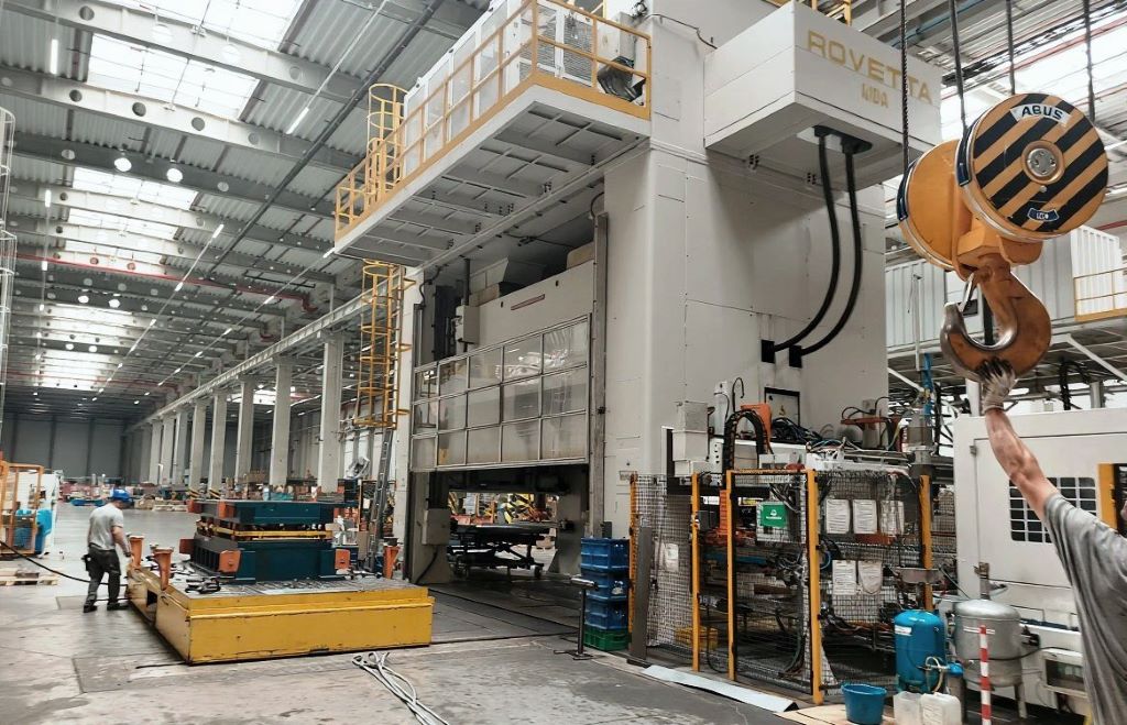 Transfer press Aida Rovetta S4-20000/5500x2500/LD-ET3 - 2000 ton (ID: 76379) - Dabrox.com