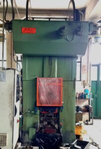 Friction screw press Vaccari 9BF 320/640 — 640 ton