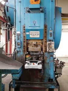 Knuckle joint press Schuler PKnr 630 — 630 ton