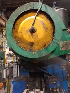 Hot forging press Komatsu CAH2000 - 2000 ton (ID: 76397) - Dabrox.com