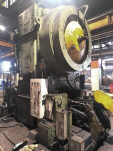Hot forging press Komatsu CAH1600 - 1600 ton (ID: 76396) - Dabrox.com