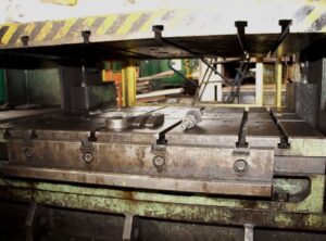 Mechanical press Rovetta S2-400-1600-1220 - 400 ton (ID:75790) - Dabrox.com