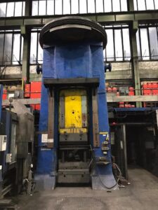 Screw press Weingarten PZ400 — 1350 ton