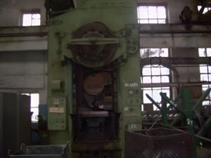 Hot forging press Smeral LZK 1000 — 1000 ton