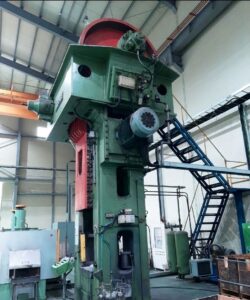 Friction screw press Vaccari PV 350 — 1200 ton