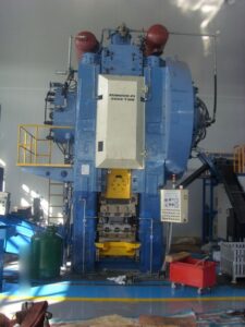 Hot forging press Eumuco SP 200 C — 2000 ton