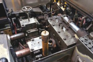 Automatic forging machine Hatebur AMP30 - 230 ton (ID:75508) - Dabrox.com