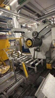 Decoiler straightening machine Muller Weingarten UWR 80 (Photo 4)