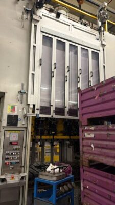 Stamping press Muller Weingarten HU 2.250 — 250 ton (Photo 1)