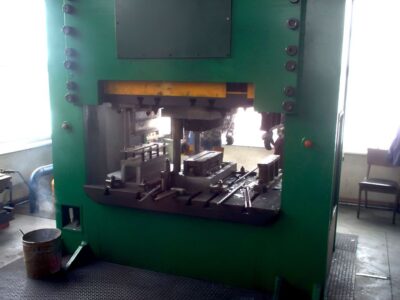 Mechanical press Ravne 630T — 630 ton (Photo 1)