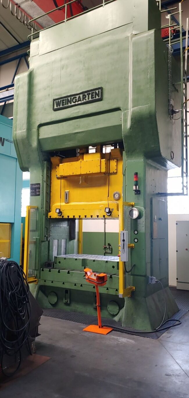 Mechanical press Weingarten OK400 — 400 ton