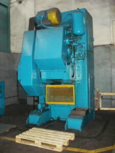 Knuckle joint press Barnaul KB8340 — 1000 ton