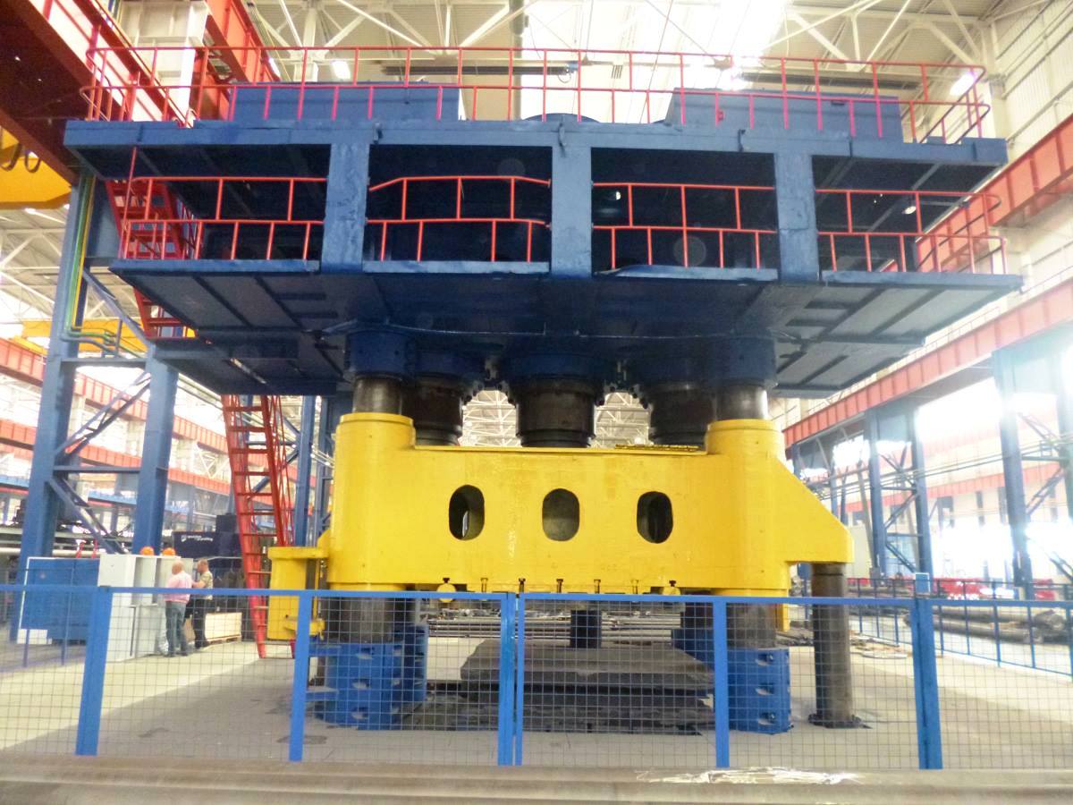Hydraulic press Dnepropress P3847 - 5000 ton (ID:S79222) - Dabrox.com