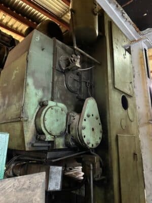 Knuckle joint press Barnaul K8342 — 1600 ton (Photo 3)