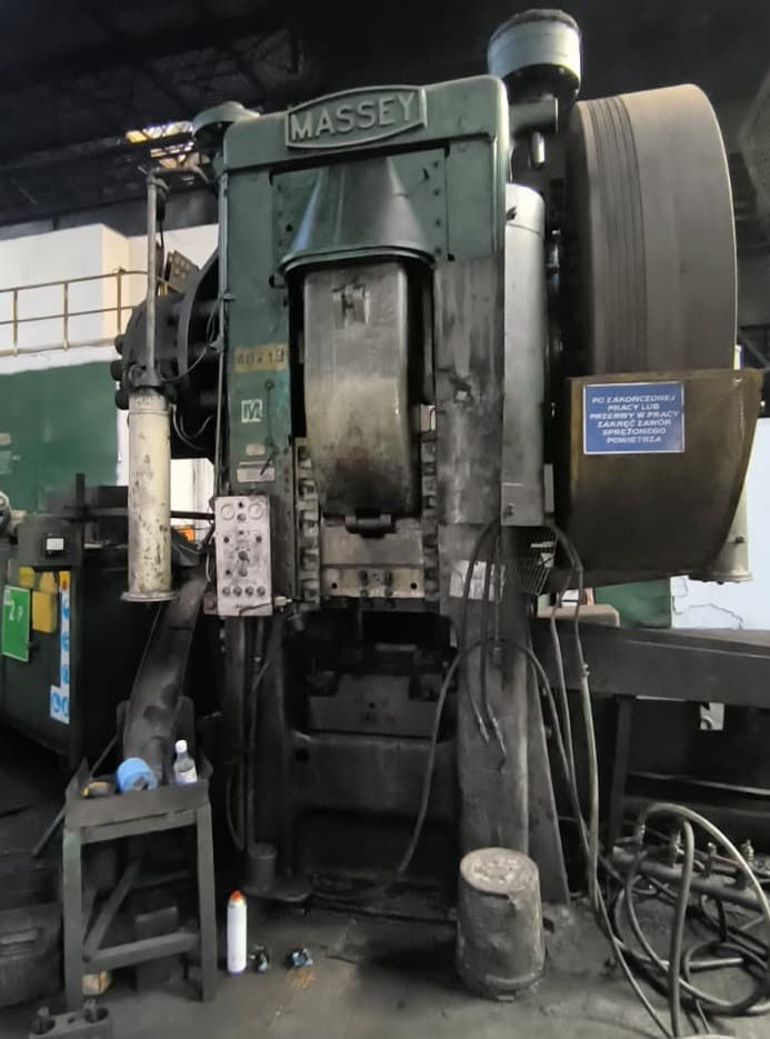 Hot forging press Massey 600 — 600 ton