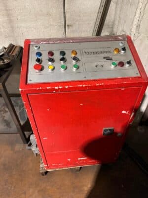 Knuckle joint press Barnaul K8340 — 1000 ton (Photo 9)