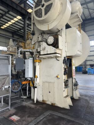 Сold forging press Chin Fong KP-650 — 650 ton (Photo 2)