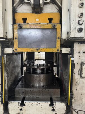 Сold forging press Chin Fong KP-650 — 650 ton (Photo 4)