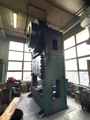 Mechanical press Ravne KES 630 — 630 ton (Photo 3)
