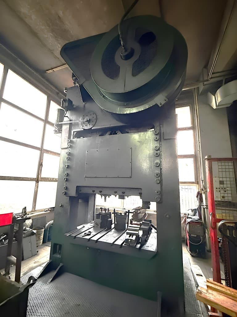 Mechanical press Ravne KES 630 — 630 ton
