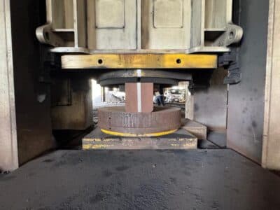 Hydraulic open die forging press Kawasaki 2000 MT — 2000 ton (Photo 8)