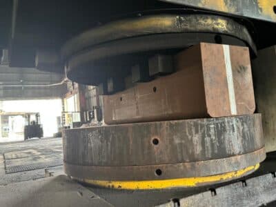Hydraulic open die forging press Kawasaki 2000 MT — 2000 ton (Photo 11)