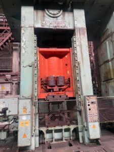 Trimming press TMP Voronezh K04.150.242 — 1600 ton