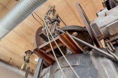 Friction screw press Berrenberg RSPe 230/300 — 300 ton (Photo 14)