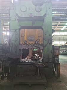 Trimming press Wilkins & Mitchell G54S4 — 350 ton