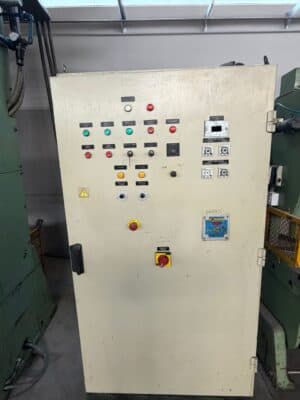 Friction screw press Gamei PHG 200/315 — 315 ton (Photo 8)