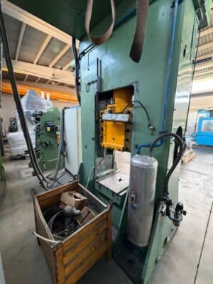 Friction screw press Gamei PHG 200/315 — 315 ton (Photo 5)