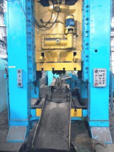 Trimming press TMP Voronezh K9540 - 1000 ton (ID:76058) - Dabrox.com