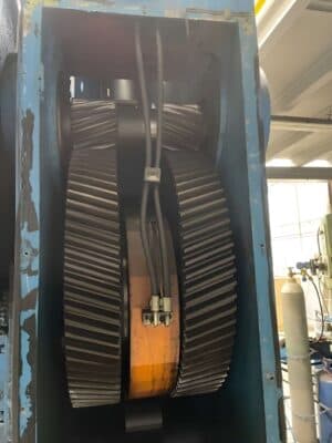 Knuckle joint press Barnaul KB8336 — 400 ton (Photo 9)