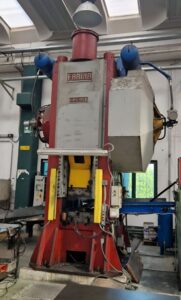 Hot forging press Farina GAS-650 — 650 ton