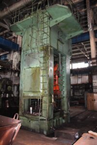 Trimming press TMP Voronezh K7640 - 1000 ton (ID:S86433) - Dabrox.com