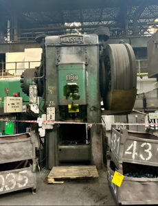 Hot forging press Massey 1300 — 1300 ton