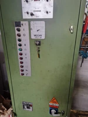 Friction screw press Vaccari BF/9P — 320 ton (Photo 1)