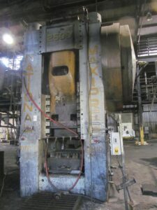 Hot forging press National Maxipres 2500 — 2500 ton
