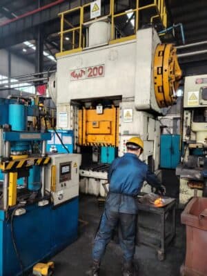 Trimming press TMP Voronezh KA9033 — 200 ton (Photo 1)