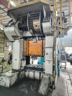 Trimming press TMP Voronezh KA9033 — 200 ton (Photo 2)