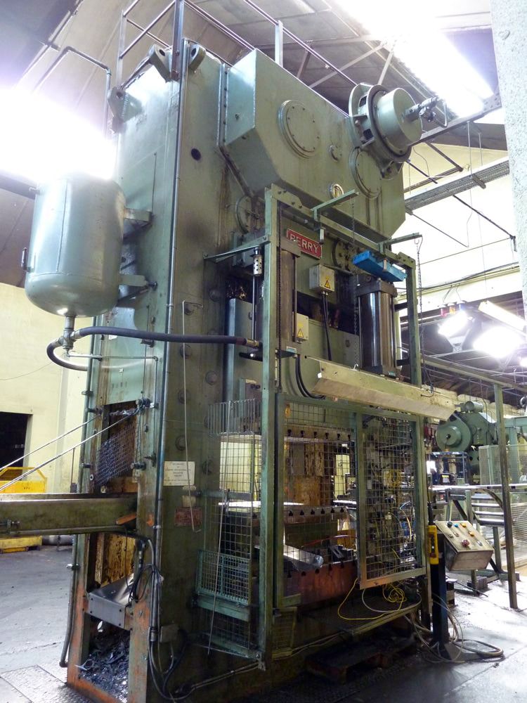 Mechanical press Wilkins & Mitchell L66-54-14 - 600 ton (ID:S86448) - Dabrox.com
